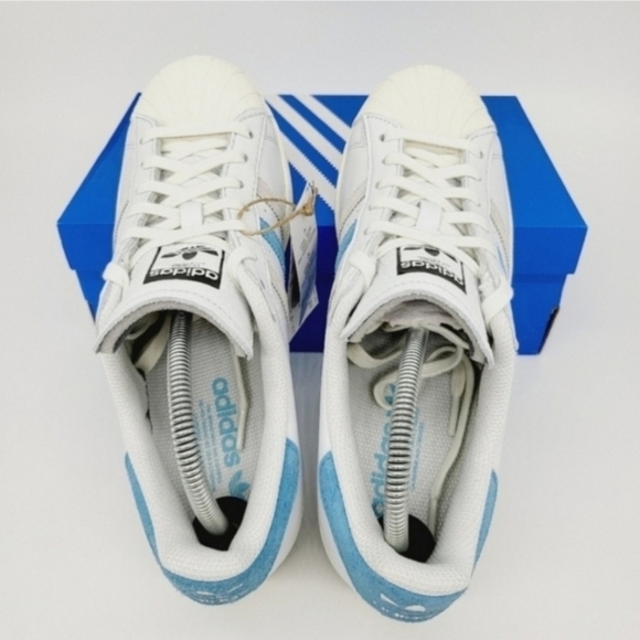 New Adidas Originals Superstar Men's Sneakers Size 9 - Picture 6 of 9